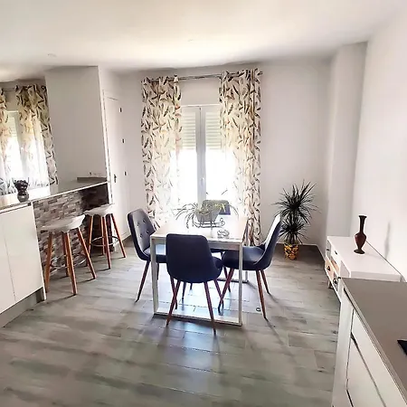 Nazareno Para Familias Y Parejas Apartment *